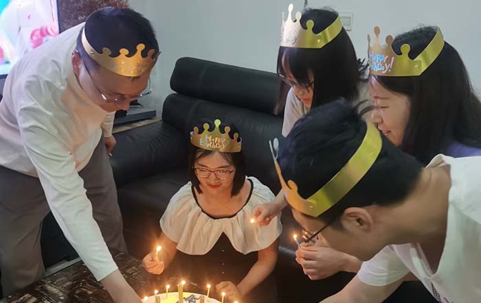 佰辰重工7月份生日會：凝聚力量，共筑破碎設(shè)備新篇章